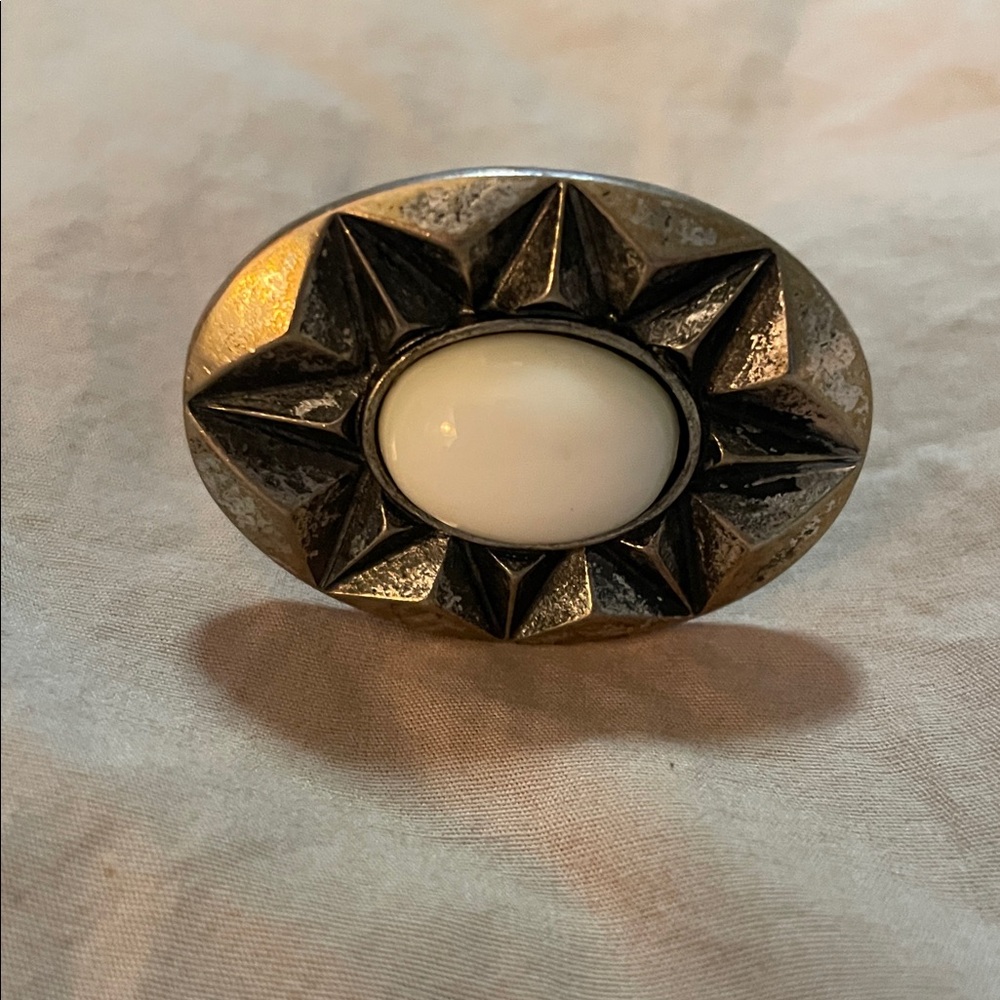 Vintage Oval Starburst Ring